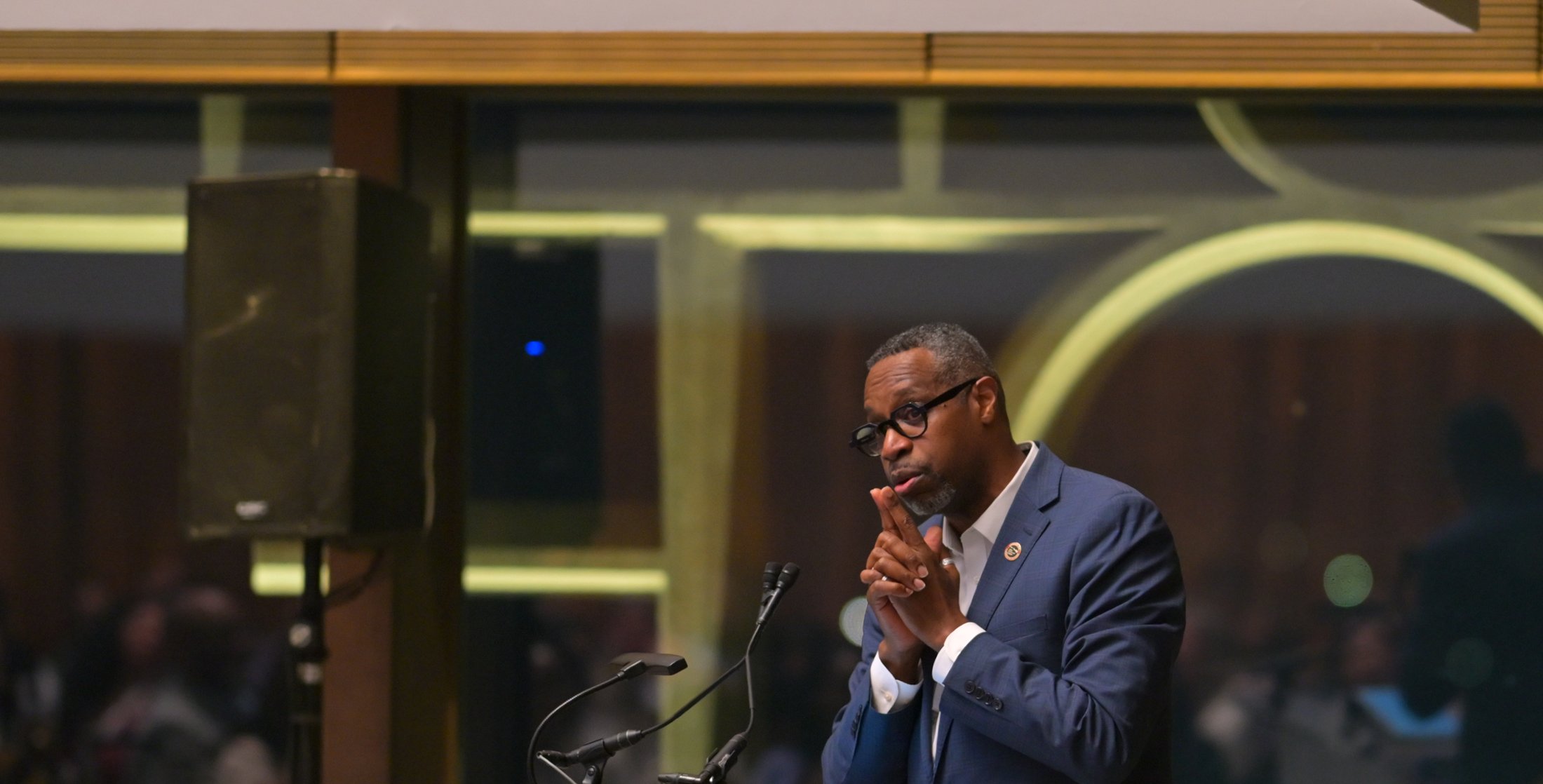 Larry Griffith speaking at the Pay It Forward Summit